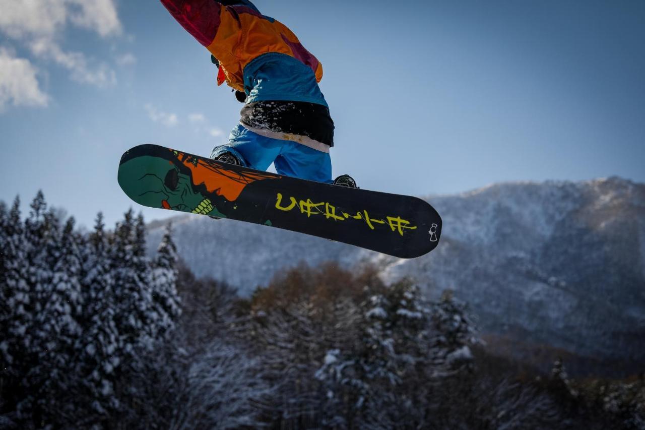 Active Life Madarao Hotel Iiyama Екстериор снимка
